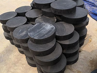 吉县板式橡胶支座由若干层橡胶片与薄钢板经加压硫化